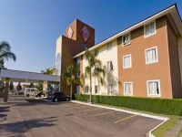 Hotel 10 Curitiba 3*