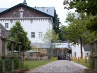 Sandton Chateau De Raay 4*