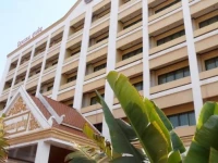 Khounxay Hotel 3*