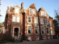 Ebury Hotel 3*
