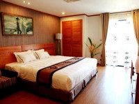 Silver Hotel