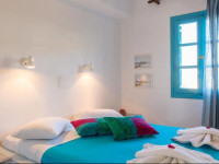 Ragousis Apartments Parikia