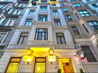 Next2 Hotel 2*