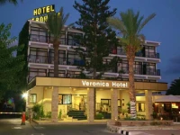 Veronica 3*