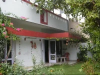 Bed and Breakfast New Delhi 3*