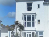 The Corner House 4*