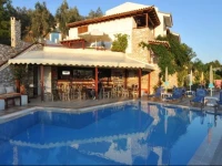 Villa Maraki 3*