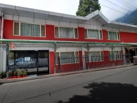 The Corner 3*