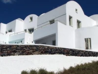 Irida Studios 3*