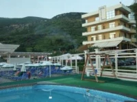 Paradise Beach 3*