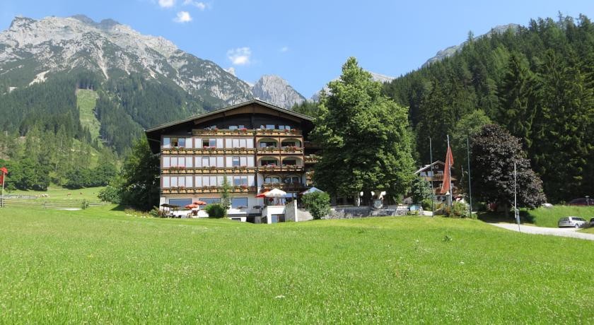 Biolandhotel Feistererhof 4*