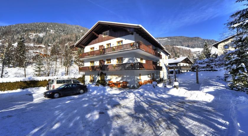 Pension Haus Isabella 3*