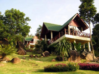 Amstardam Bar & Stone Hill Resort