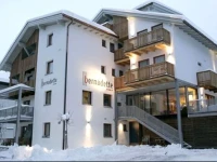 Garni Bernadette 4*