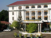 Yuzana Garden
