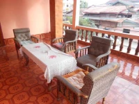 Khamphone Guesthouse 