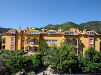 Kleopatra Apartments
