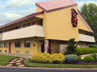 Red Roof Inn Cincinnati Northeast - Blue Ash