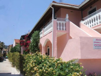 Jessica Studios & Apartments