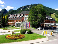 Ramada Hotel And Suites