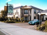 Gateway on Monash Boutique Hotel 4*