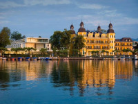 Schloss Velden