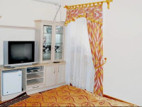 New Moon Hotel