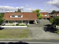 Midway Motel 2*