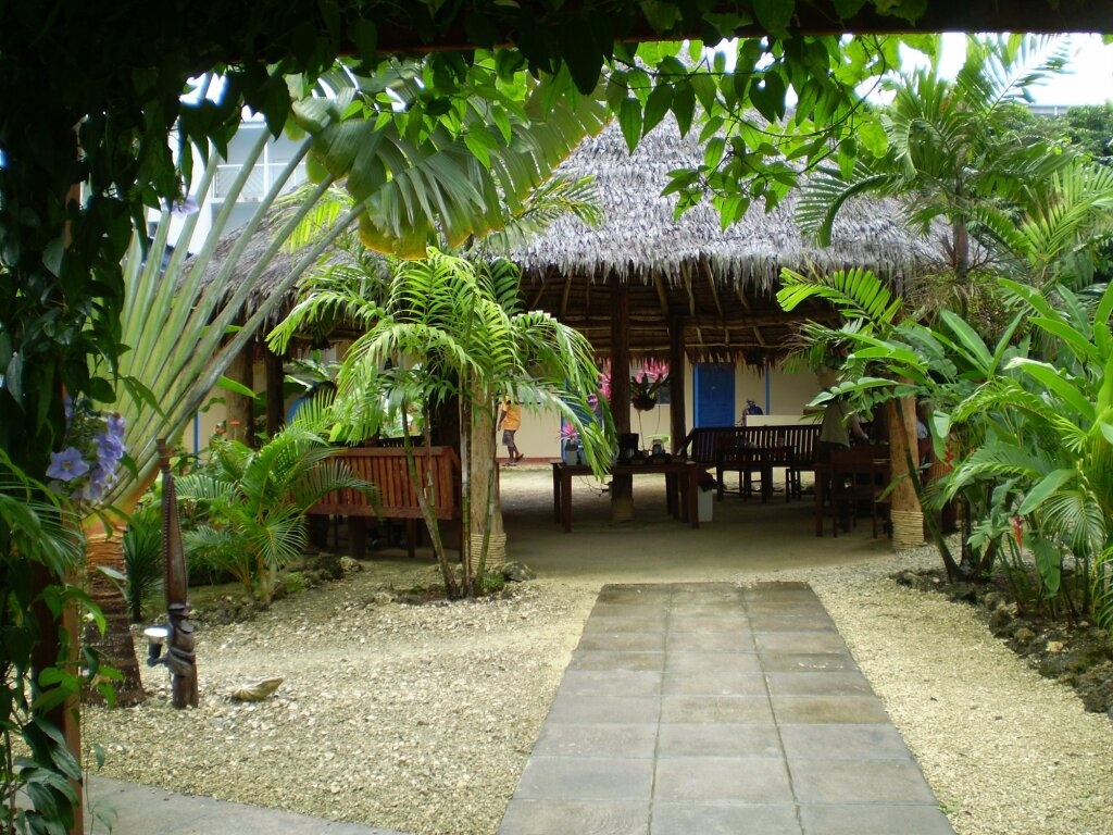 Vanuatu Holiday Hotel 2*
