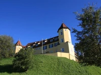 Schlosshotel Erolzheim 4*