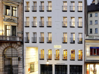 Louis Hotel