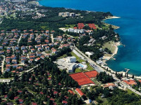 Laguna Park Village