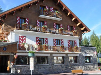 Le Chalet Suisse