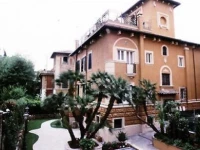 Aventino 3*