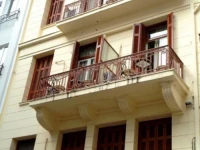 Johns Place 1*