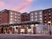 Courtyard Lincoln Downtown 3*