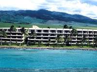 Aston Paki Maui