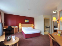 Days Hotel Belfast