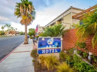 Art Hotel Laguna Beach 2*