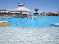 Dreams Beach Resort