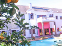 5th Avenue Gooseberry Guest House