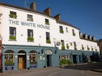 The White House 3*