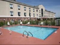 Holiday Inn Express Hotel & Suites Pell City 3*