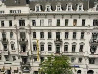 Tourotel Mariahilf 4*