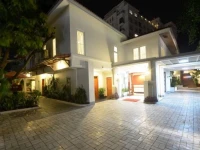 Skyline Boutique 4*