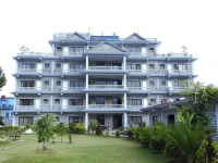 Hotel Crown Himalayas 3*