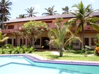 Villa Larisa 2*