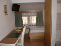 Pension Thistle 2*