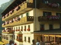 Posta Zirm Hotel 4*