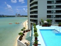 Alupang Beach Tower 5*